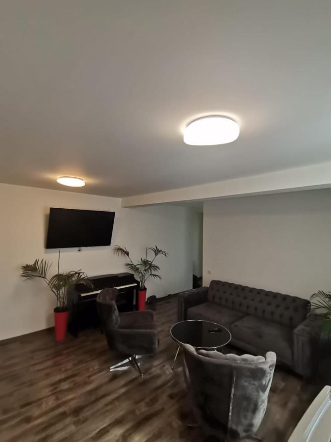 B&P Apartments Mamaia Nord 5 นาโวดาริ ภายนอก รูปภาพ