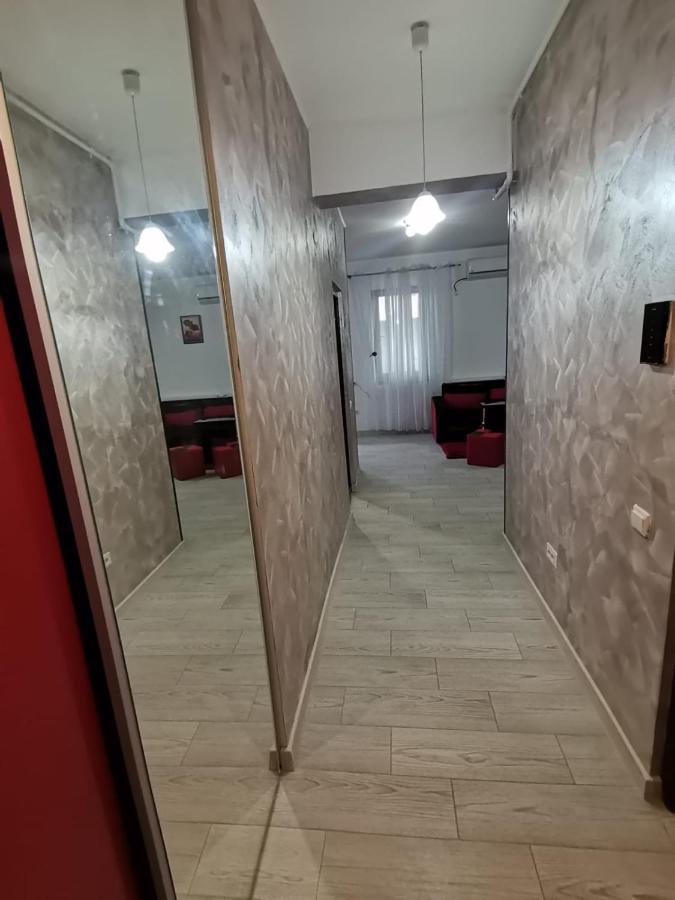 B&P Apartments Mamaia Nord 5 นาโวดาริ ภายนอก รูปภาพ