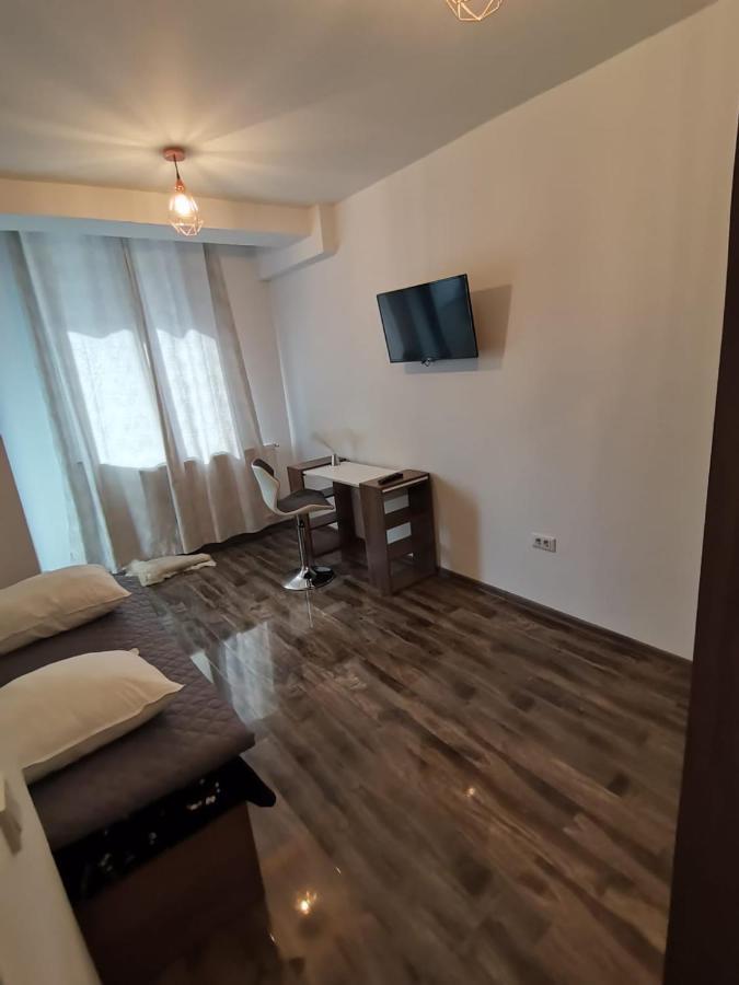 B&P Apartments Mamaia Nord 5 นาโวดาริ ภายนอก รูปภาพ