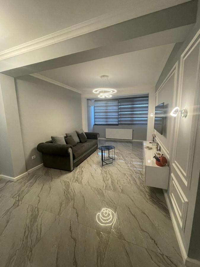 B&P Apartments Mamaia Nord 5 นาโวดาริ ภายนอก รูปภาพ